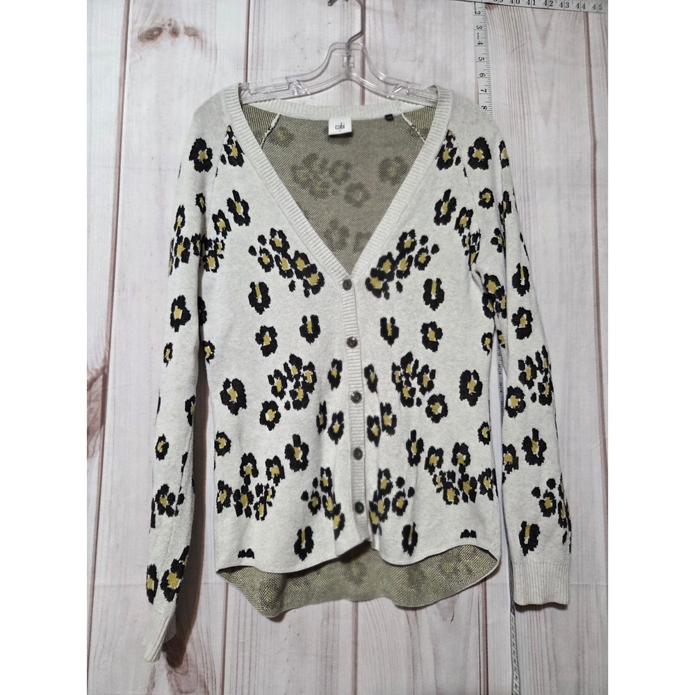 Cabi Womens Leopard Print V Neck Button Up Cardigan Sweater Size S‎ Kiki